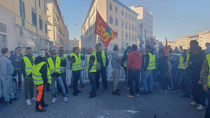 In piazza Cavour a Livorno